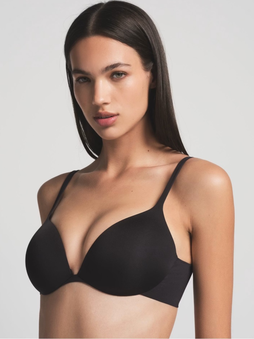 SKIMS PUSH-UP
BRA Size 32DD